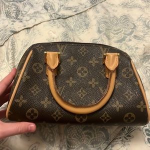 louis vuitton purse